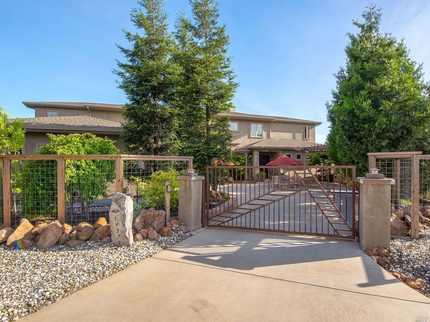 19575 Stonegate Road Hidden Valley Lake, CA 95467 - Photo 1 of 1 Gallery Image 1