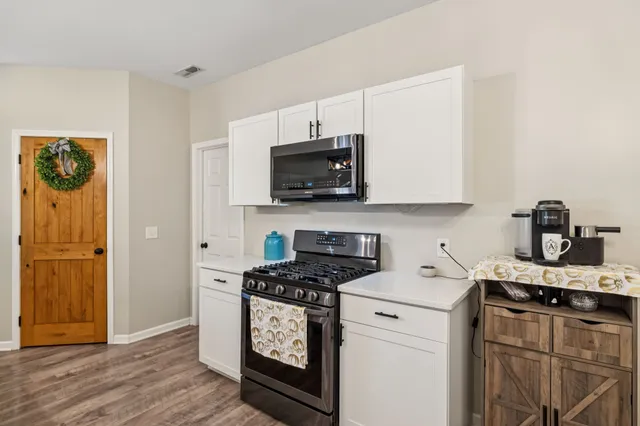 a close view of sink and tap