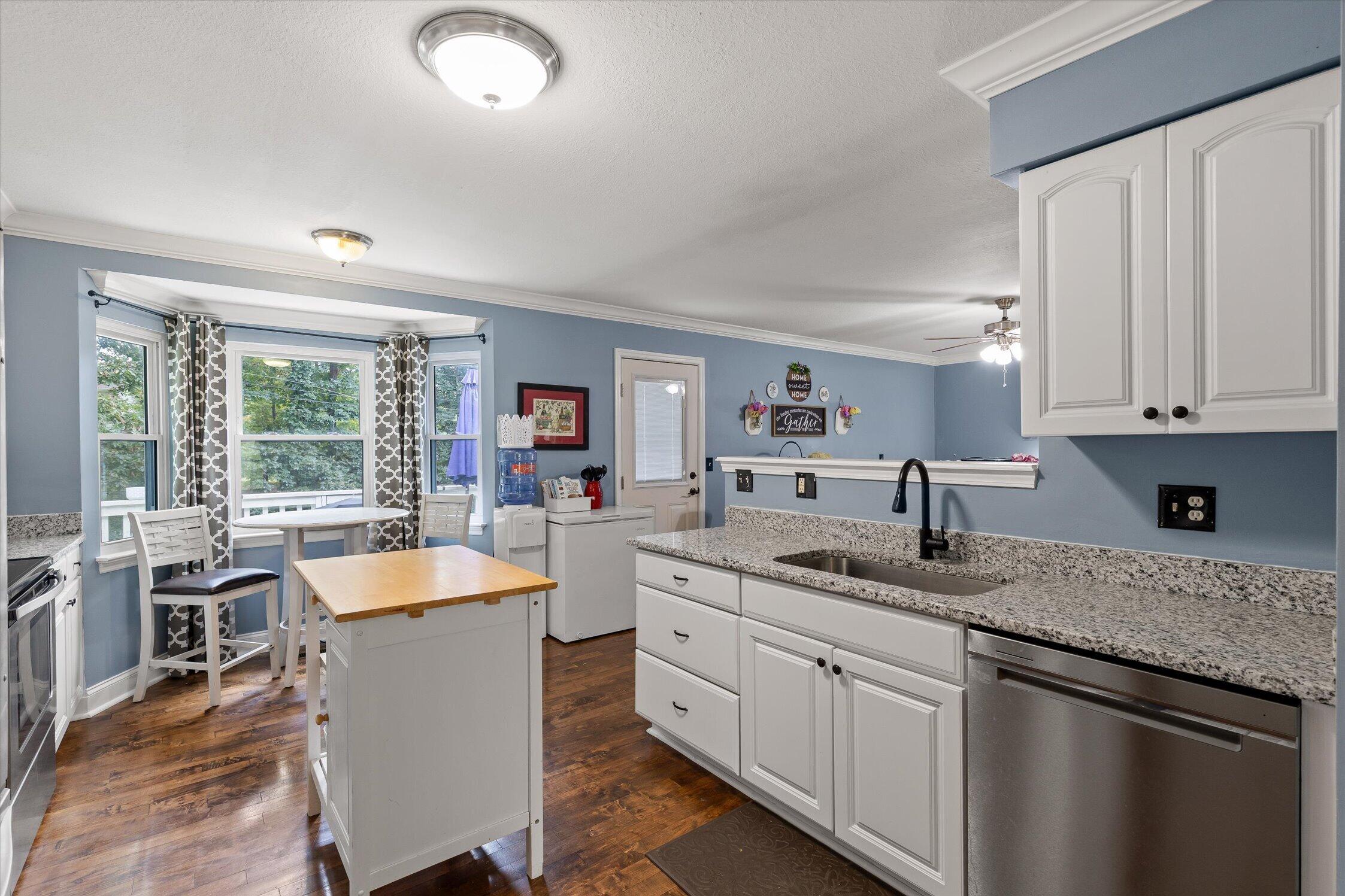 887 Shady Fork Road Chattanooga, TN 37421 - Photo 7 of 45 Updated Kitchen