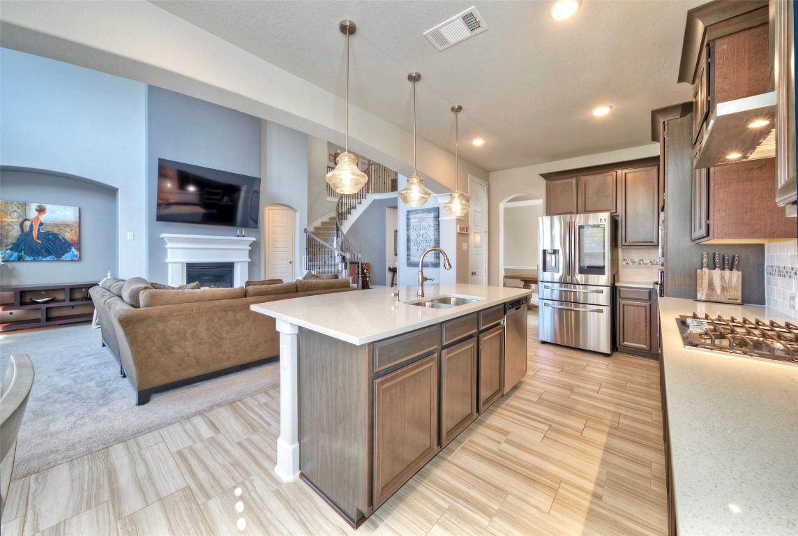 113 Shady Point Court Georgetown, TX 78628 - Photo 15 of 40