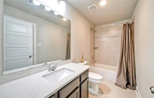 $699,900 | 113 Shady Point Court, Georgetown, TX 78628