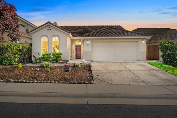 $620,000 | 2241 Vail Court, Rocklin, CA 95765
