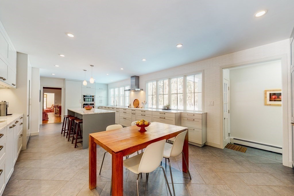 21 Dover Farm Road Medfield, MA 02052 - Photo 6 of 42 Gallery Image 6