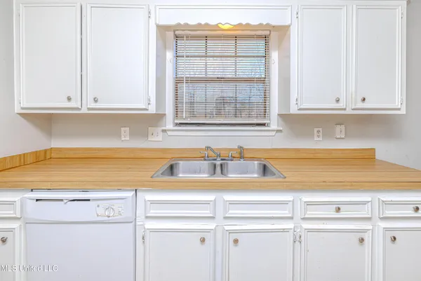 $85,000 | 244 Manchu Court, Clinton, MS 39056