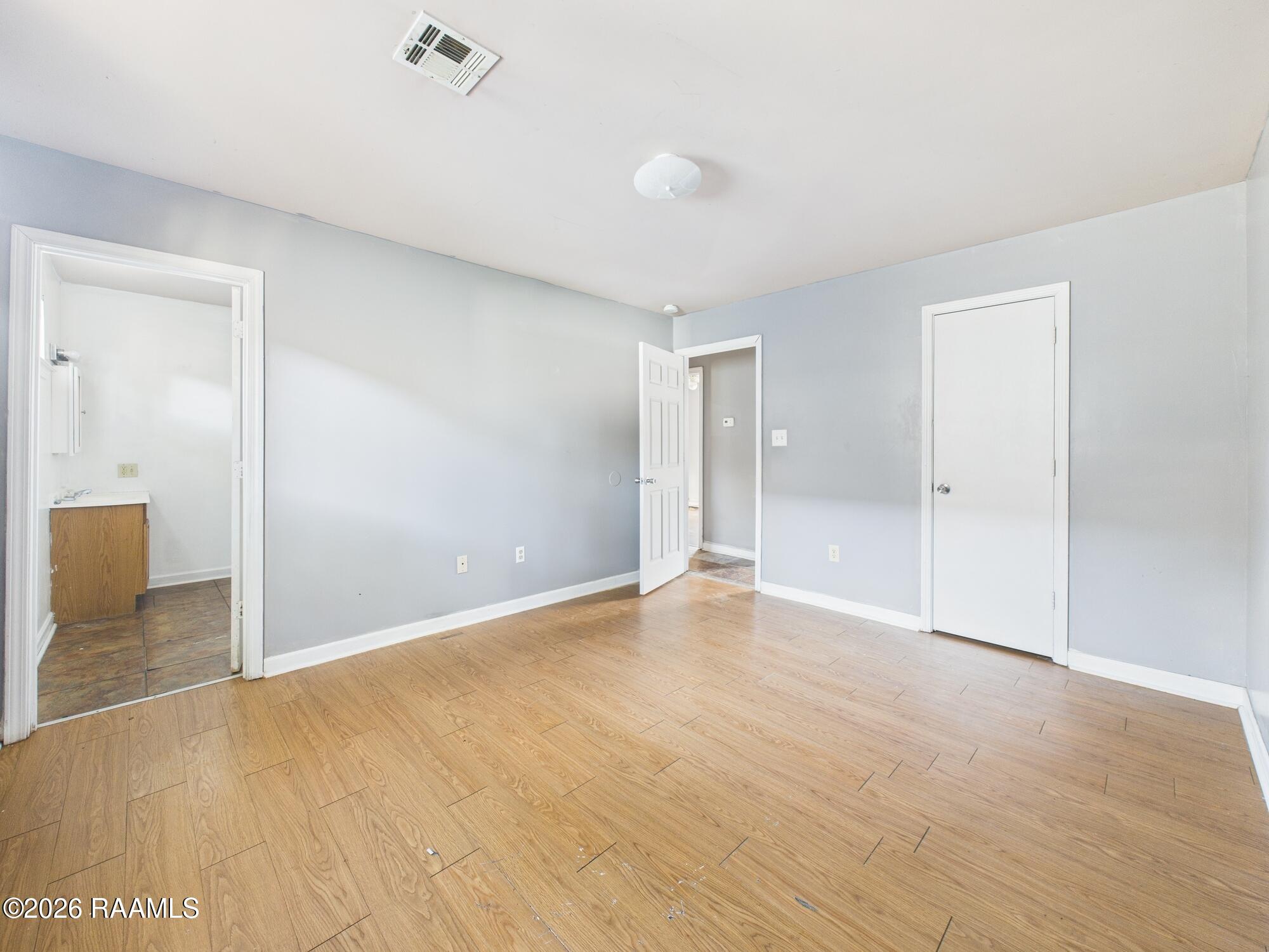 611 Walker Road Lafayette, LA 70506 - Photo 12 of 18 CAM04246G0-PR0214-STILL010