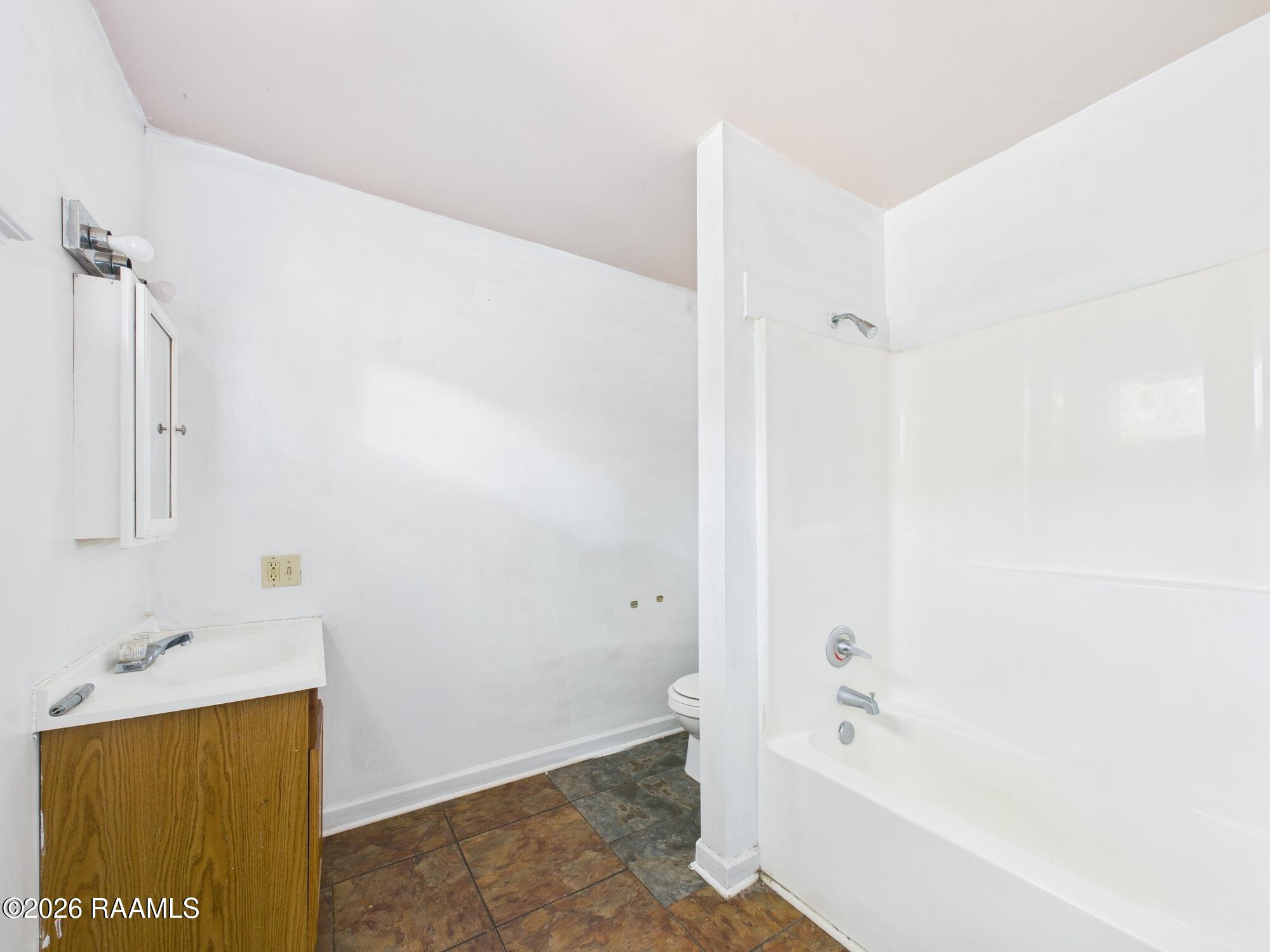 611 Walker Road Lafayette, LA 70506 - Photo 17 of 18 CAM04246G0-PR0214-STILL011