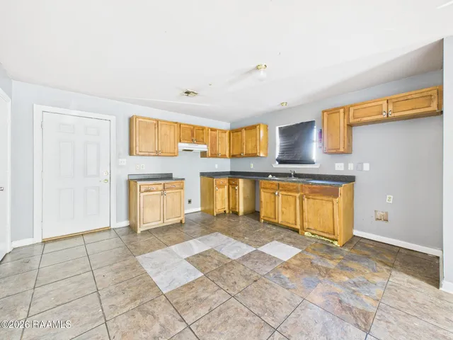 $900 | 611 Walker Road, Lafayette, LA 70506