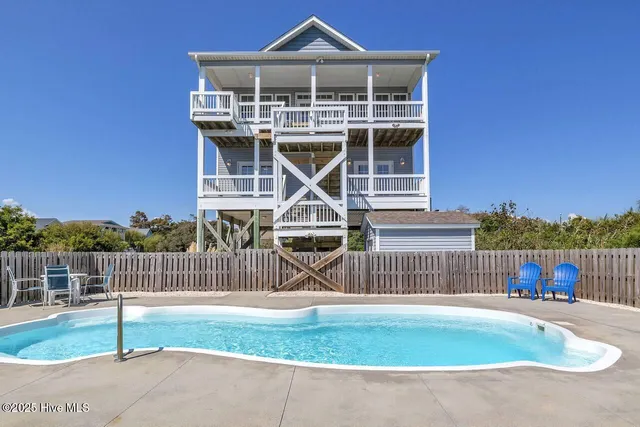 $1,150,000 | 4325 East Pelican Drive, Oak Island, NC 28465