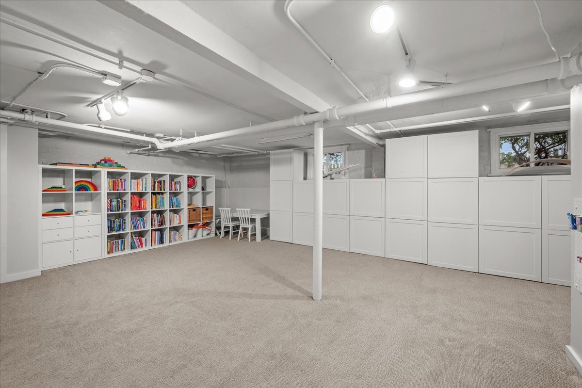 526 8th Street Wilmette, IL 60091 - Photo 29 of 38