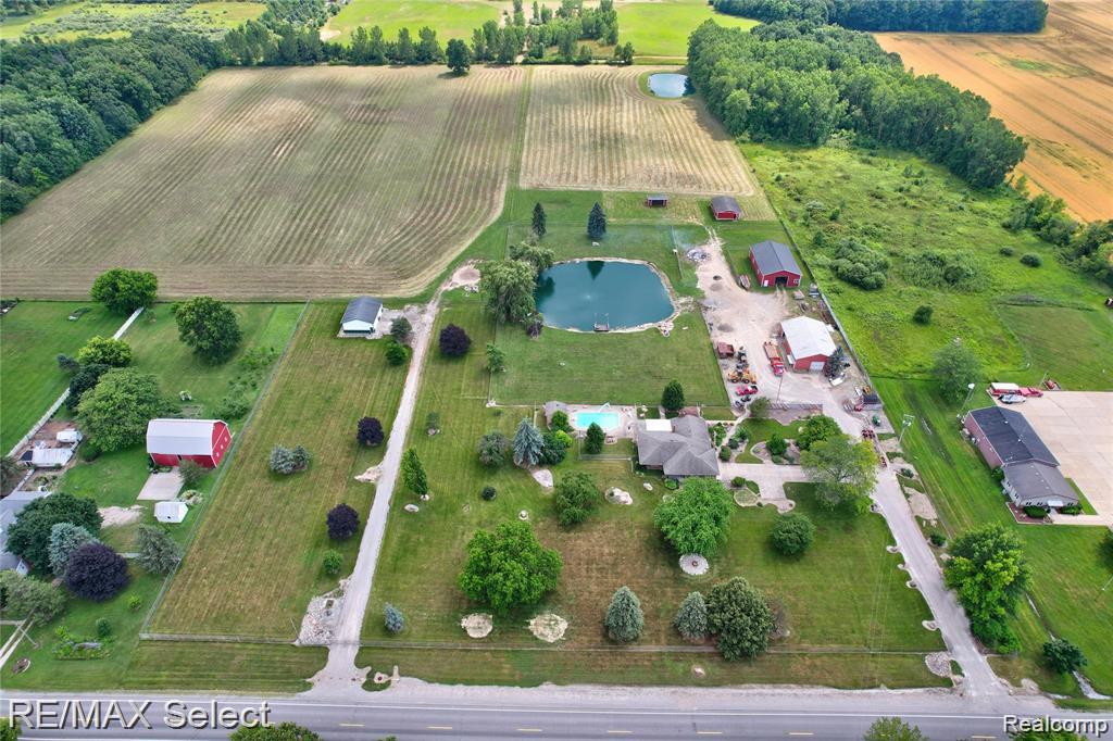 9215 W W. Grand Blanc Rd. Gaines, MI 48436 - Photo 7 of 63