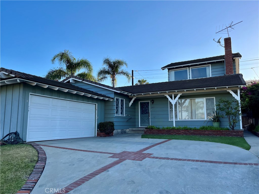 211 North Enrose Ave