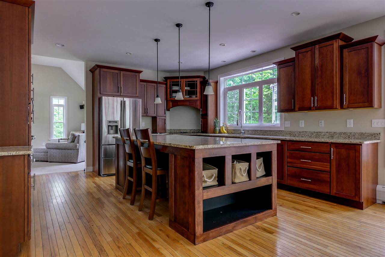 10 Lewis Road New Boston, NH 03070 - Photo 6 of 40