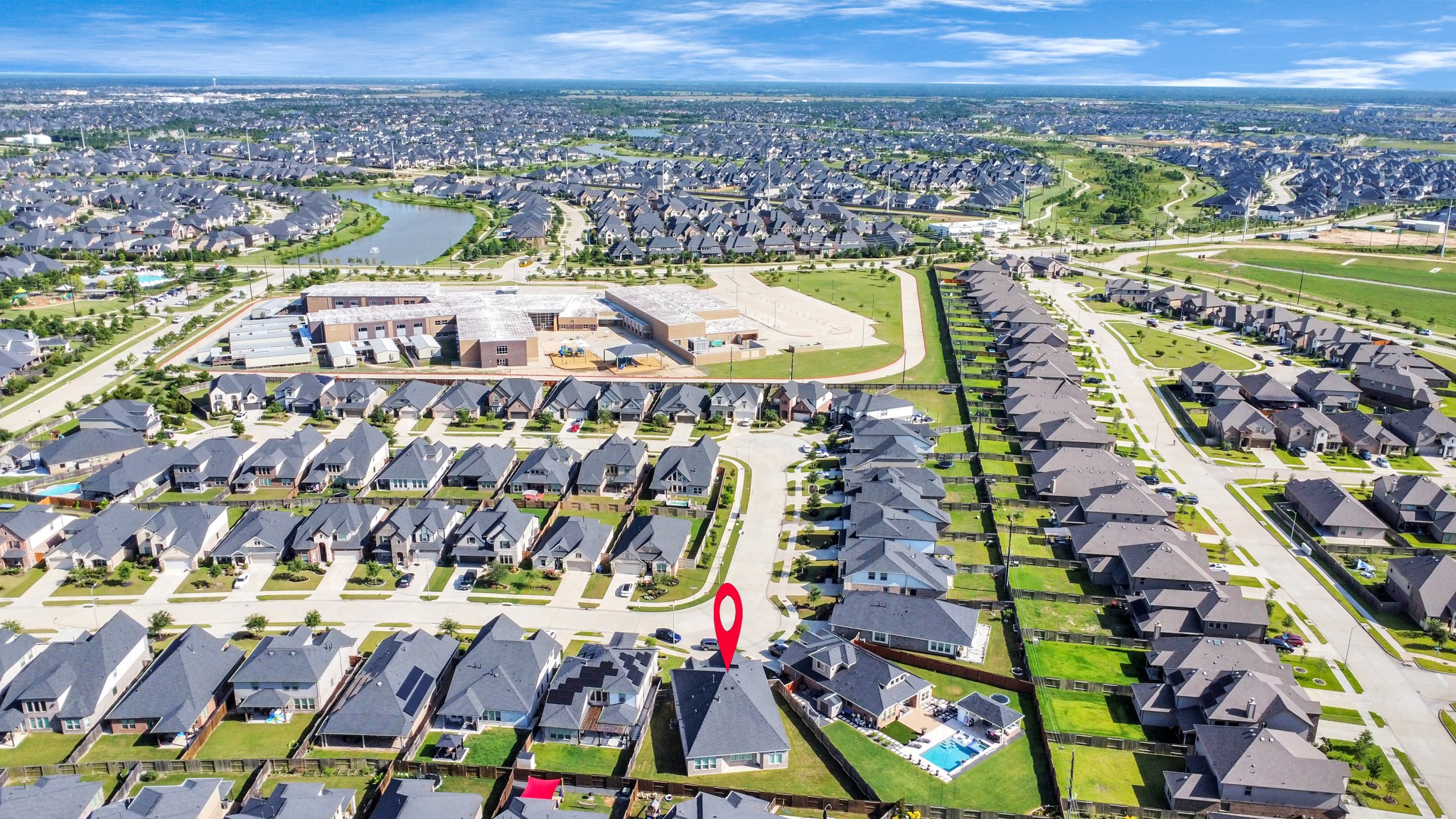 28646 Monarch Cliffs Drive Fulshear, TX 77441 - Photo 5 of 33 a view of a city