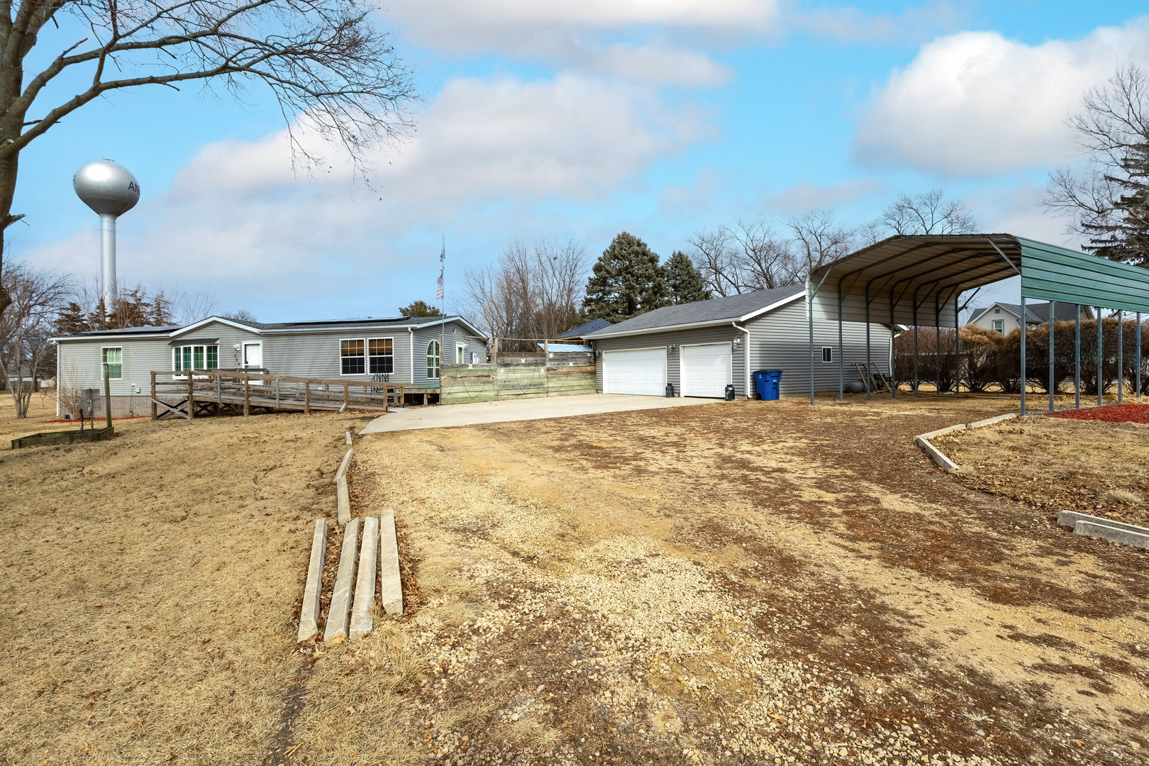 524 6th Street Andover, IL 61233 - Photo 2 of 28
