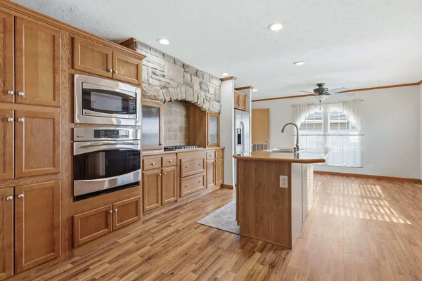 $227,500 | 524 6th Street, Andover, IL 61233
