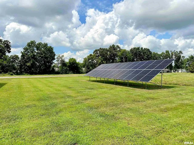 $419,900 | 1106 Falcon Court, Carterville, IL 62918