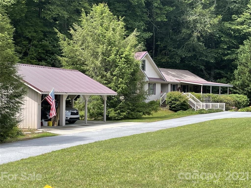 400 South River Road Balsam Grove, NC 28708 - Photo 3 of 6 Gallery Image 3