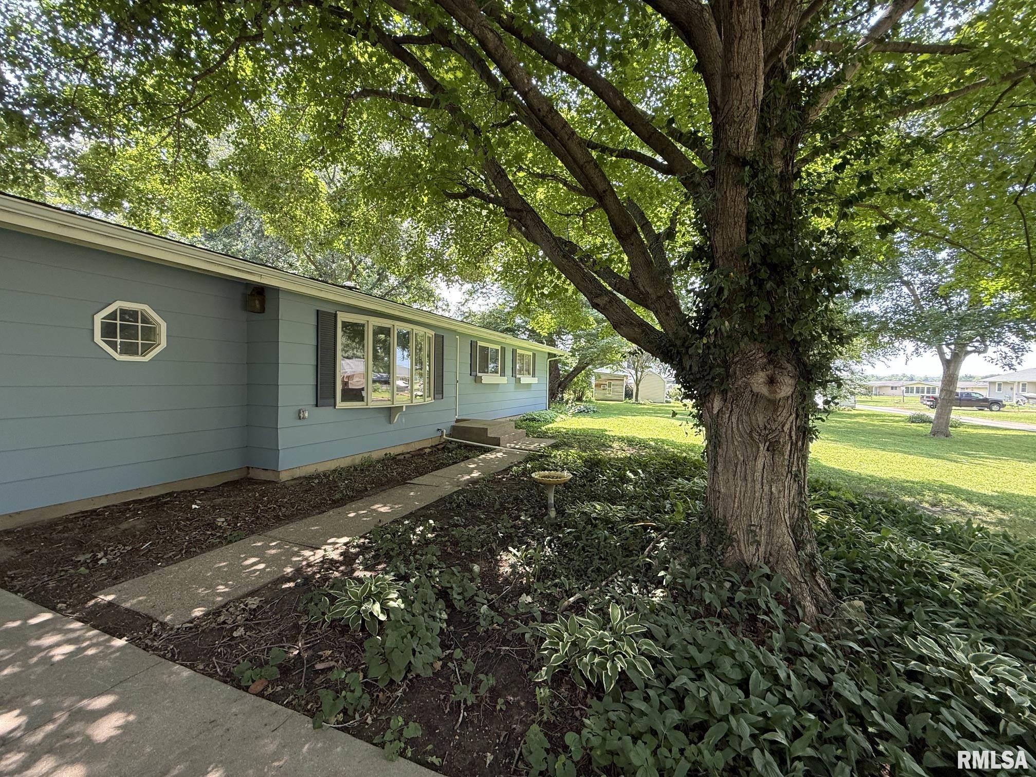 17122 River View Road Petersburg, IL 62675 - Photo 27 of 28