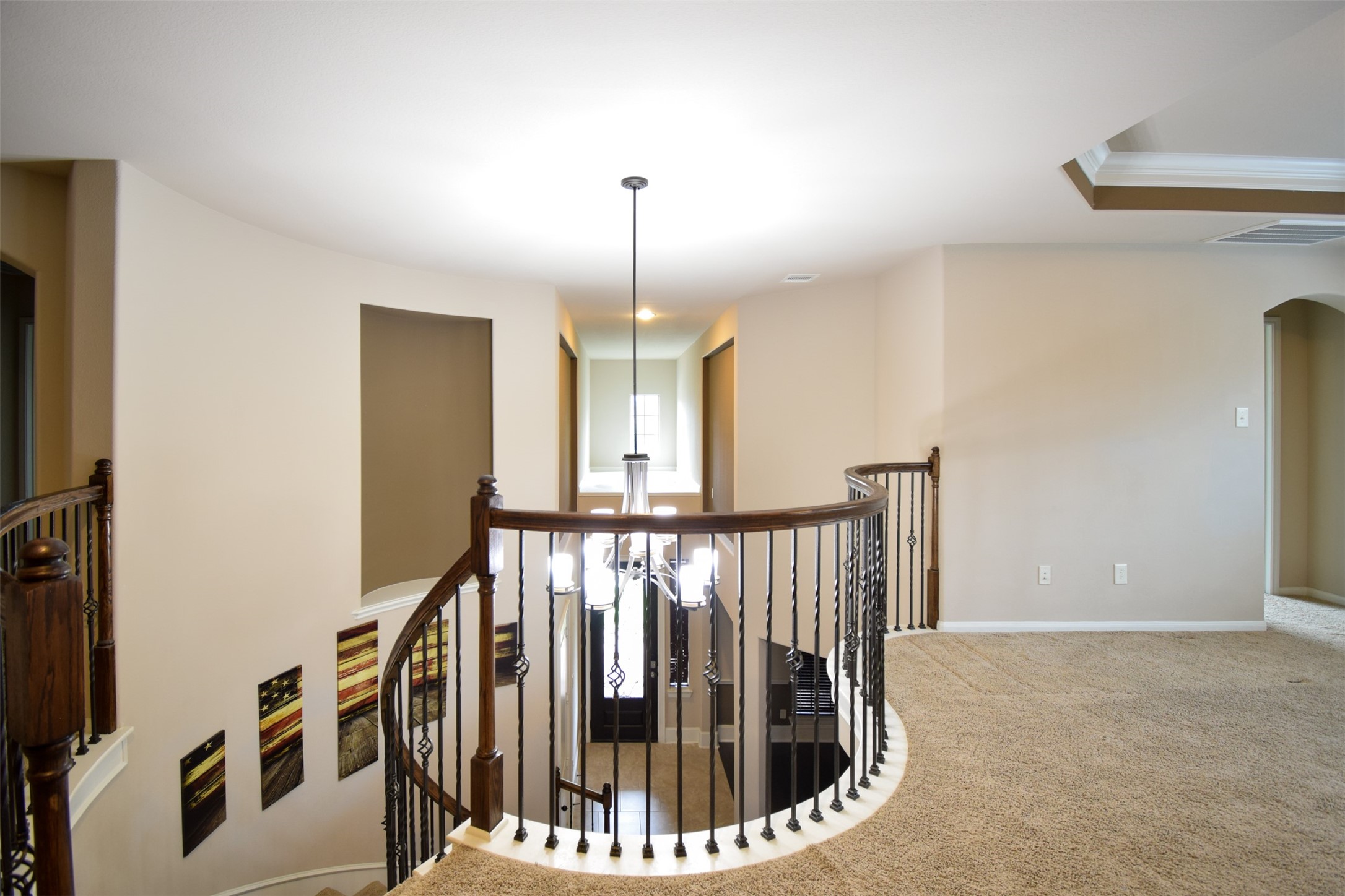 27363 Pendleton Trace Drive Spring, TX 77386 - Photo 23 of 26 a view of a hallway with windows