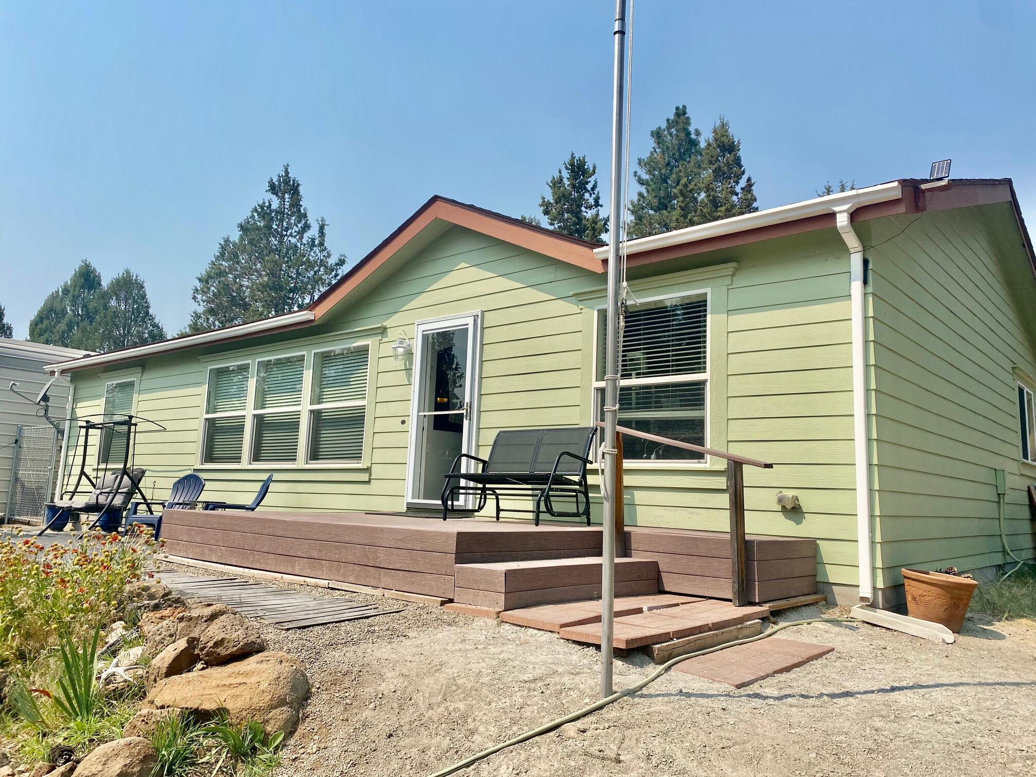 28059 Drews Road Chiloquin, OR 97624 - Photo 1 of 26 Primary