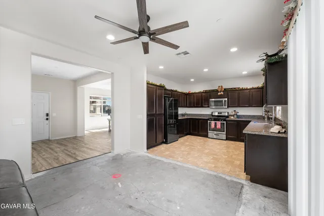 $498,500 | 2517 San Madrid Way, Rosamond, CA 93560