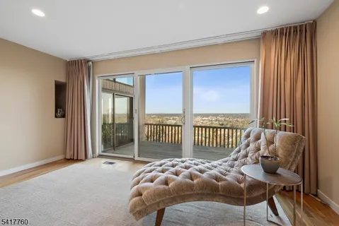 $2,285,000 | 142 Deer Run, Green Brook, NJ 07069