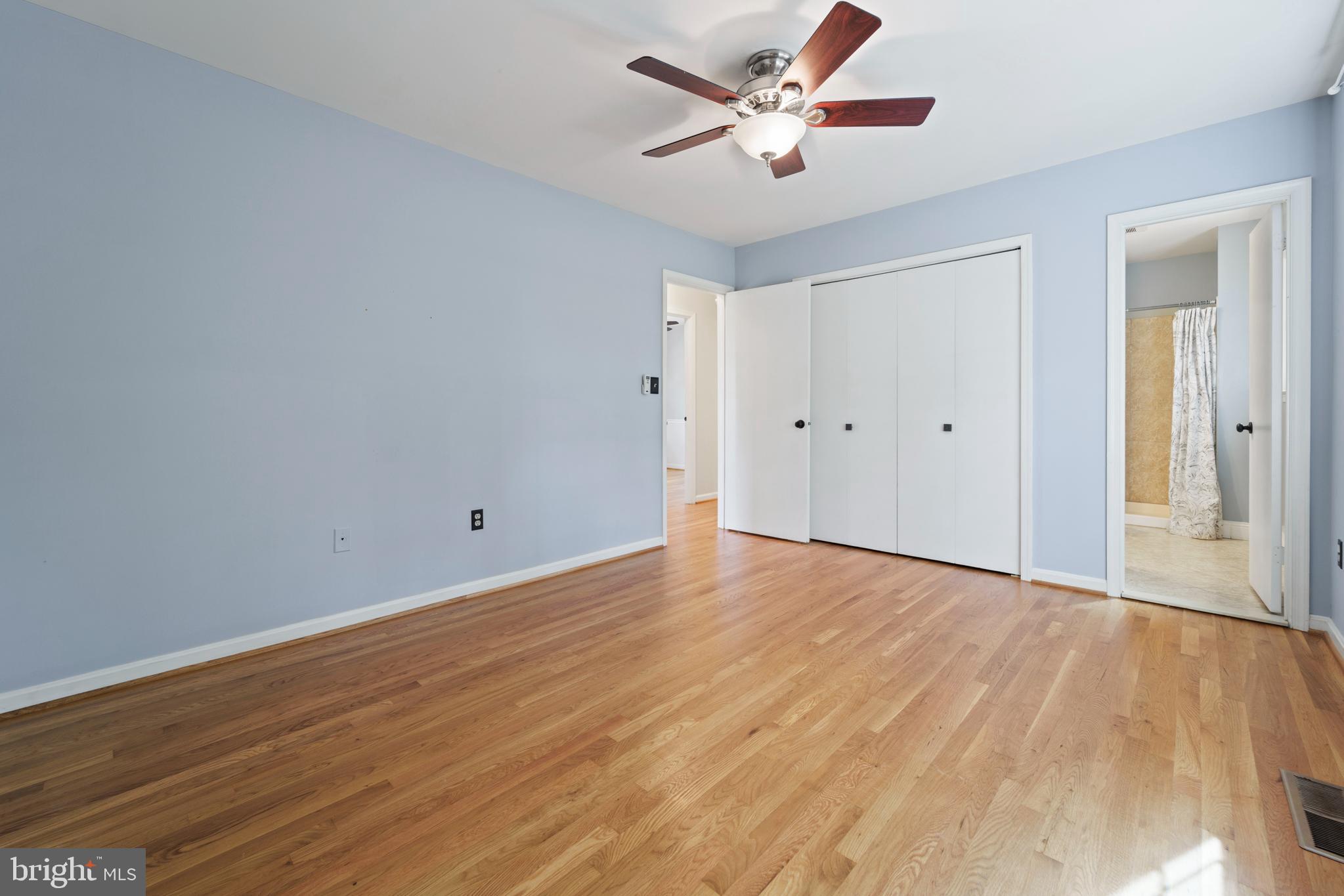 10807 Oldfield Drive Reston, VA 20191 - Photo 10 of 22