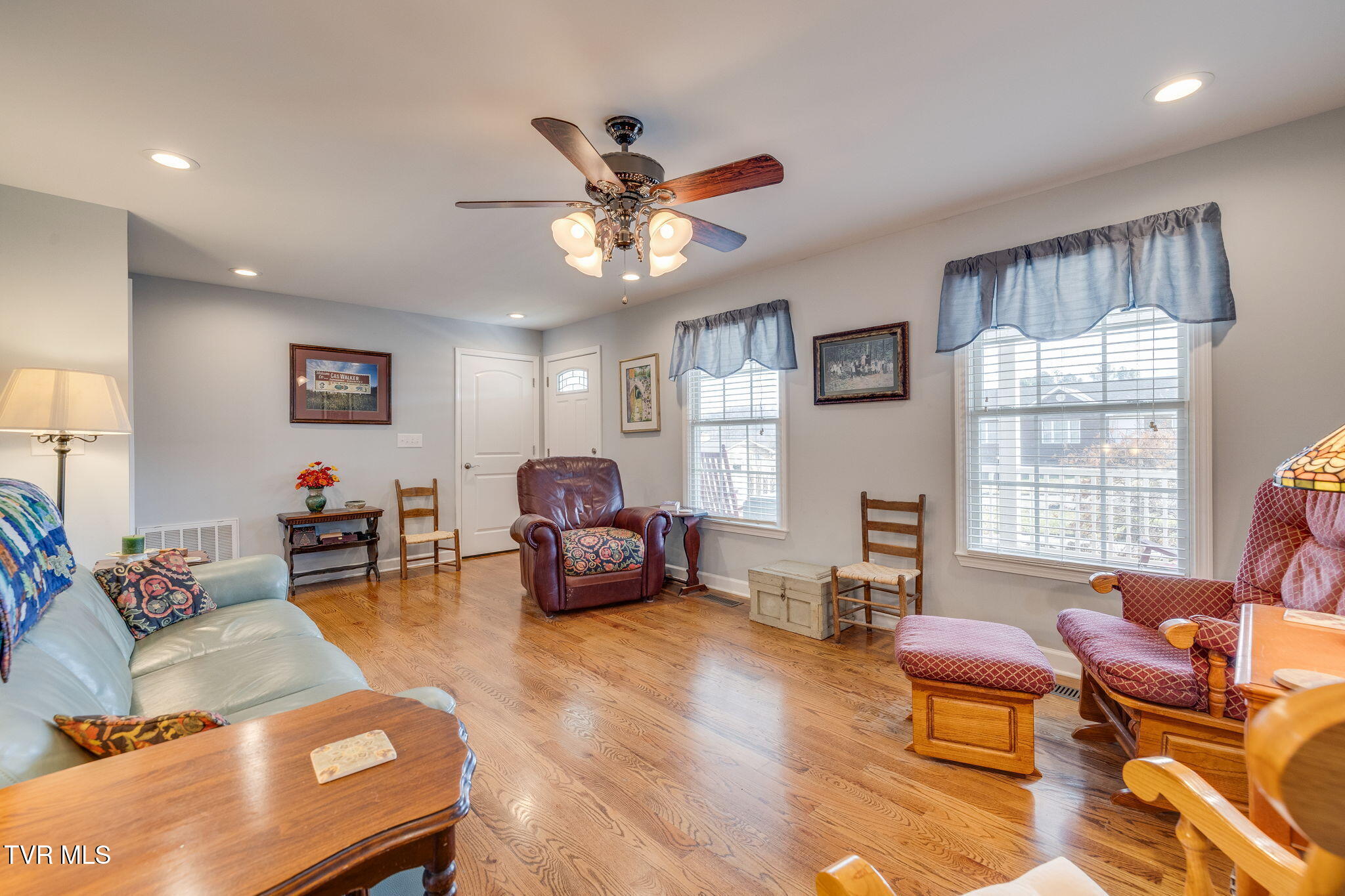 5028 Dublin Road Kingsport, TN 37664 - Photo 12 of 33 large-019beaa1-24ec-72fe-b0b9-32bcec921b