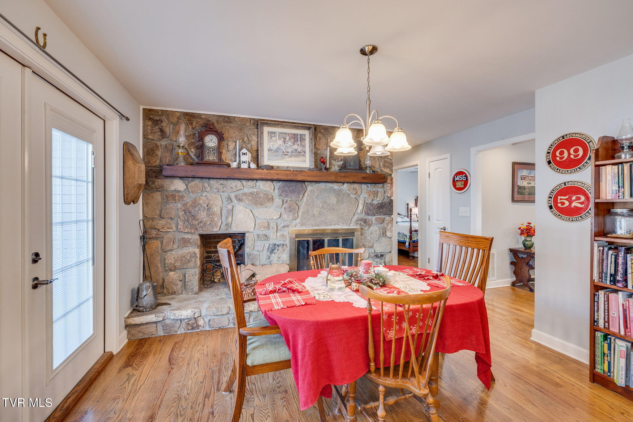 5028 Dublin Road Kingsport, TN 37664 - Photo 16 of 33 large-019beaa1-2578-708c-86db-ac975524b4