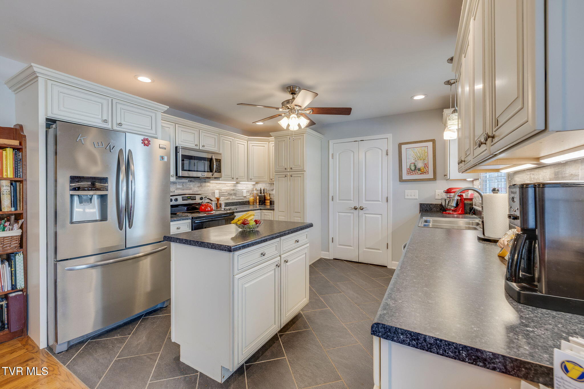 5028 Dublin Road Kingsport, TN 37664 - Photo 17 of 33 large-019beaa1-25b6-7395-943a-82ea7e98df