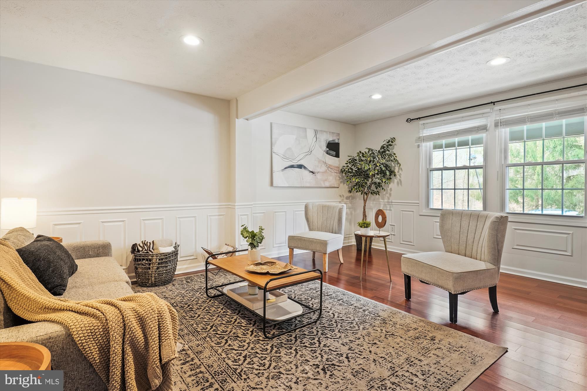 8904 Gutman Court Springfield, VA 22153 - Photo 2 of 45 Light Filled, Spacious Living Room
