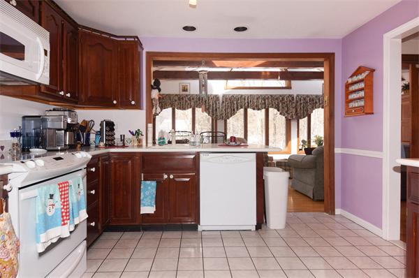 15 Trayer Road Canton, MA 02021 - Photo 4 of 23 Gallery Image 4