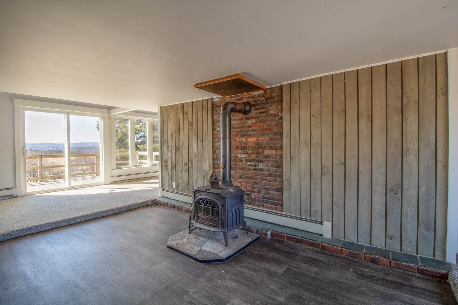 1620 Darling Hill Road Lyndon, VT 05851 - Photo 7 of 28 Gallery Image 7