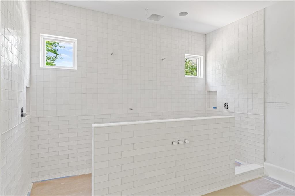 10910 Woodstock Road Roswell, GA 30075 - Photo 16 of 20