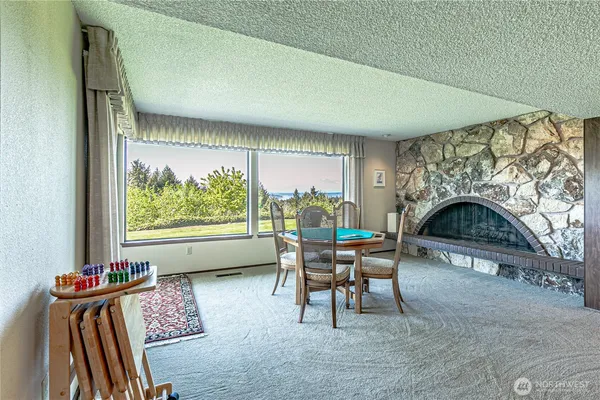$1,000,000 | 8926 51st Street West, University Place, WA 98467