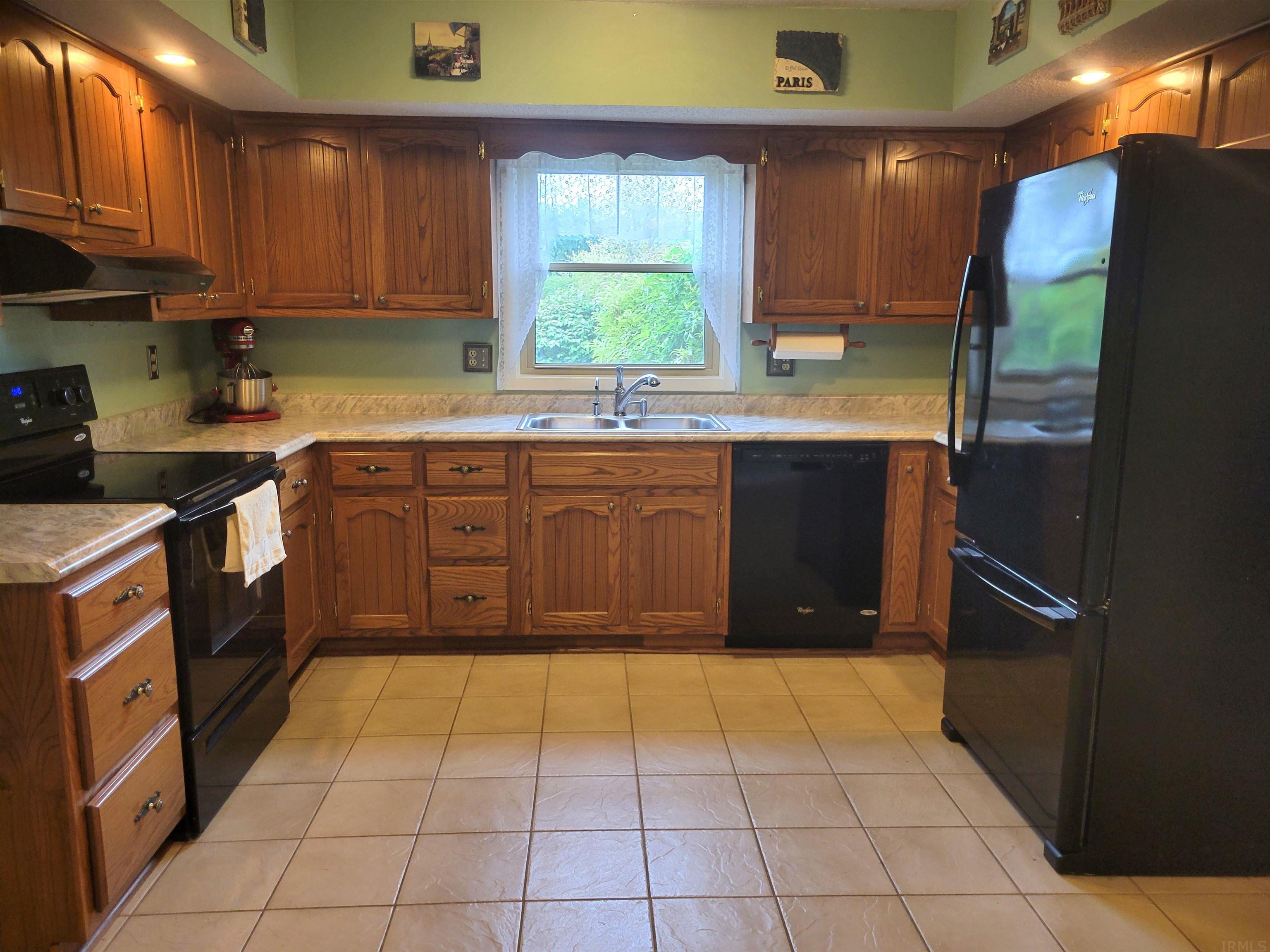10612 Hickory Tree Road Fort Wayne, IN 46845 - Photo 13 of 28 Gallery Image 13