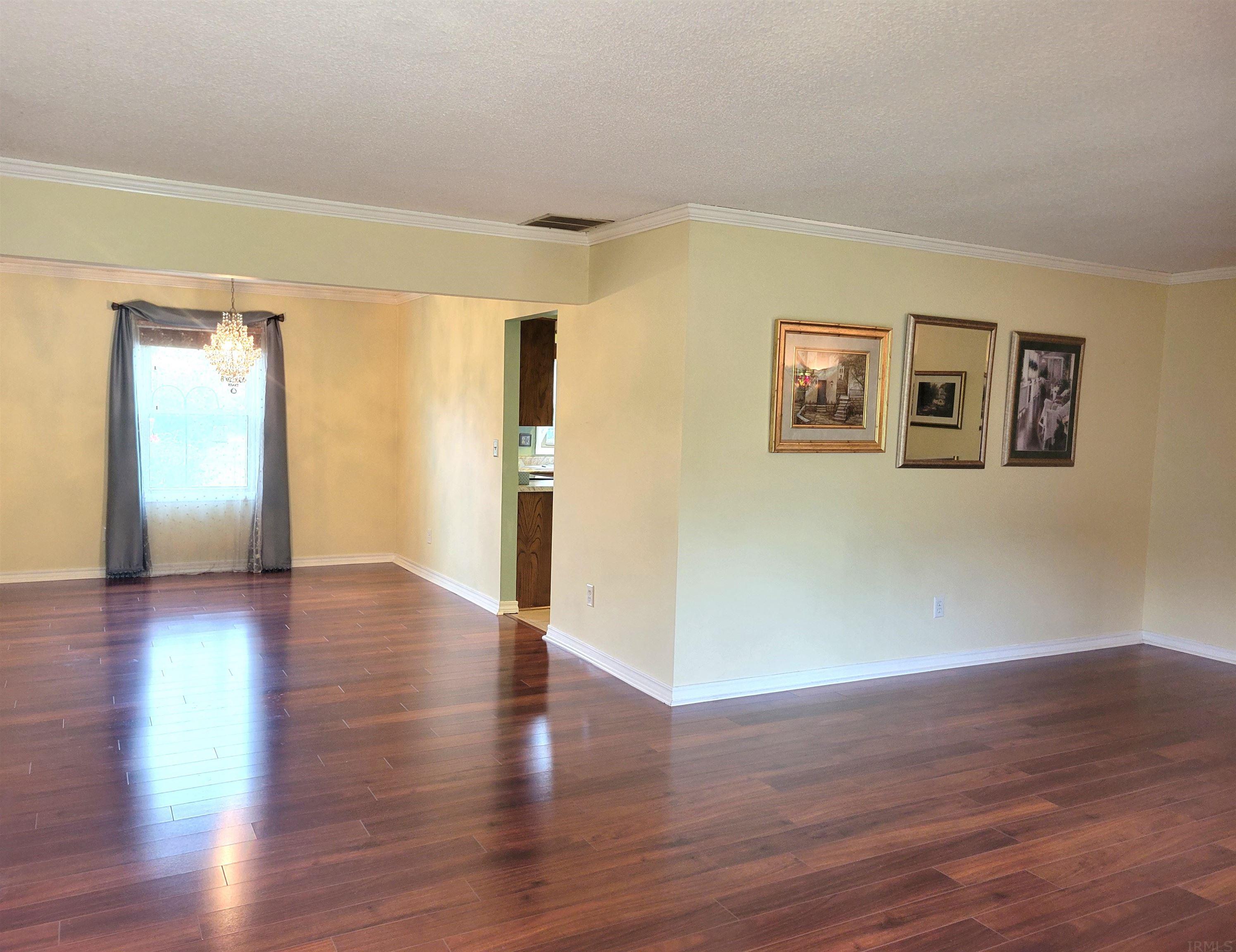 10612 Hickory Tree Road Fort Wayne, IN 46845 - Photo 8 of 28 Gallery Image 8