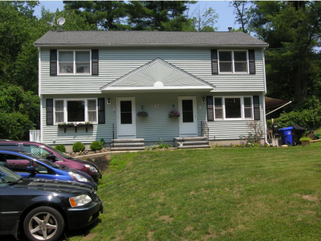 42 A Windham Road Hudson, NH 03051 - Photo 1 of 23