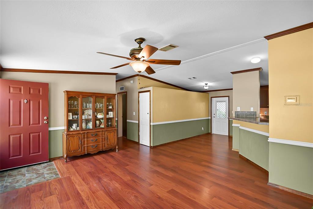 14228 Mistletoe Way Astatula, FL 34705 - Photo 10 of 41