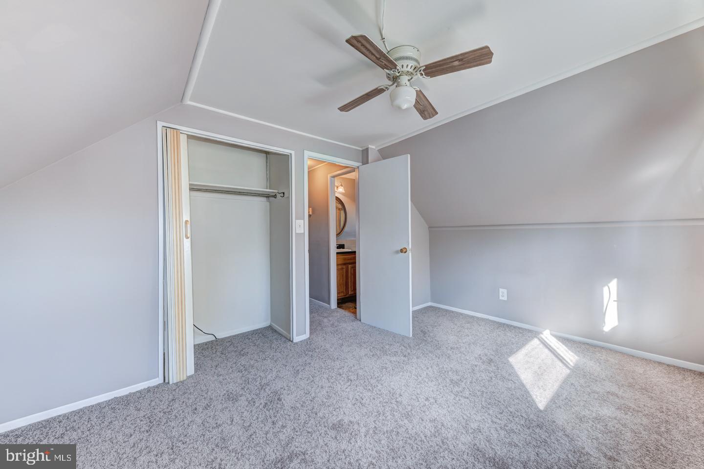 32 Maroon Road Levittown, PA 19056 - Photo 16 of 21 Gallery Image 16