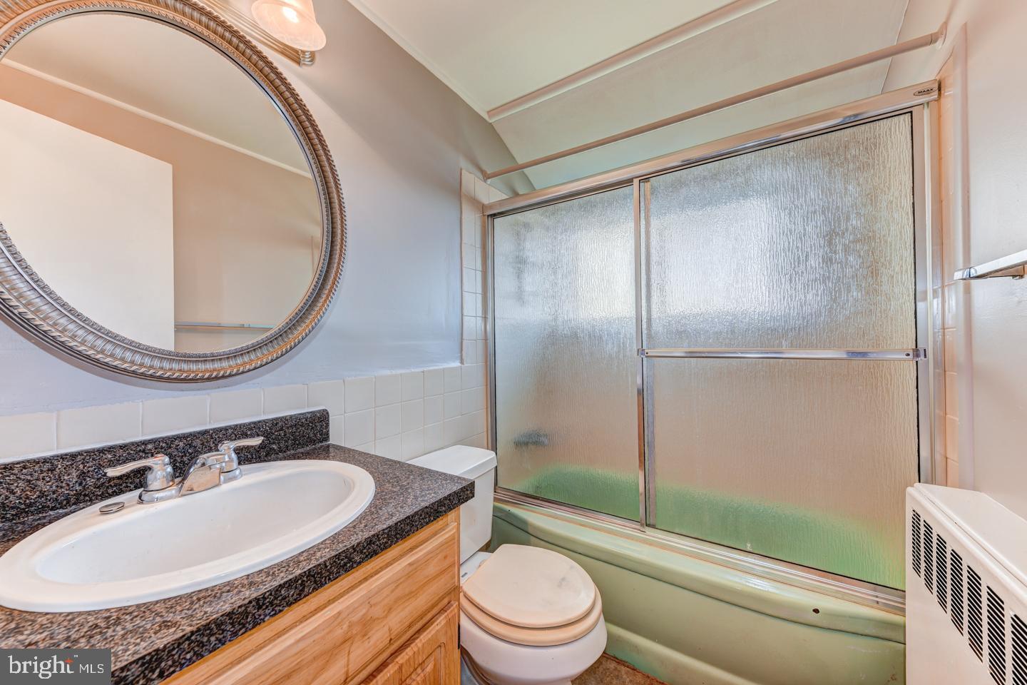 32 Maroon Road Levittown, PA 19056 - Photo 17 of 21 Gallery Image 17