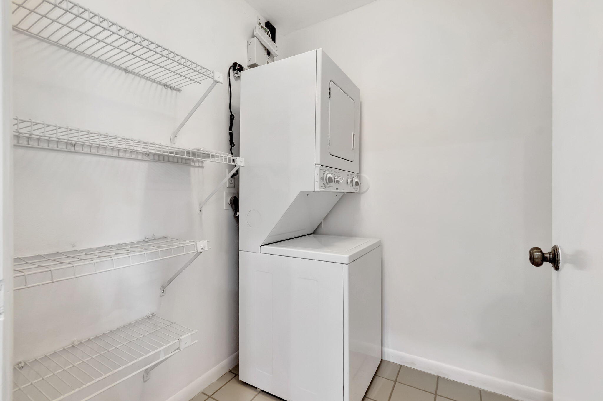 8625 Dreamside Lane Boca Raton, FL 33496 - Photo 34 of 60 LAUNDRY ROOM