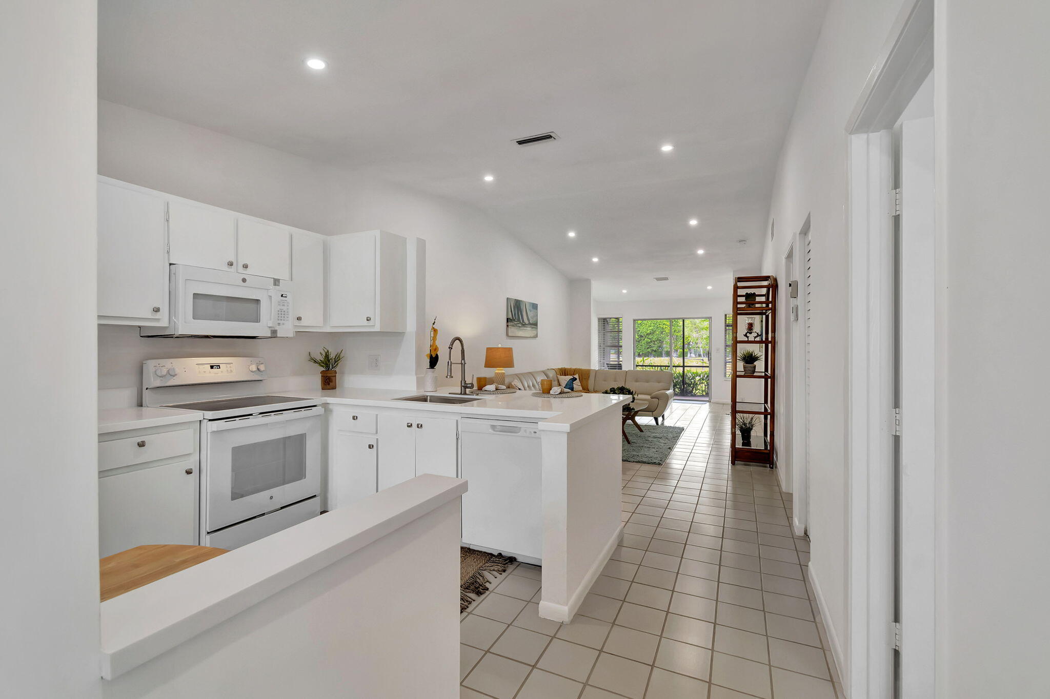 8625 Dreamside Lane Boca Raton, FL 33496 - Photo 5 of 60 OPEN KITCHEN WITH COUNTER