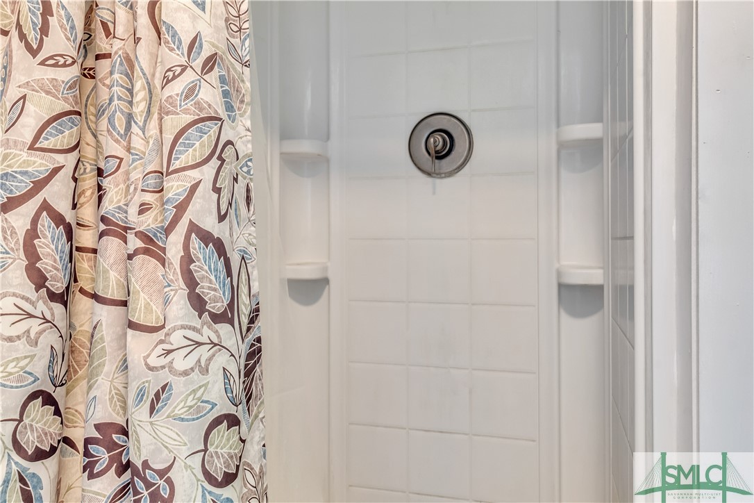 402 North Ash Street Springfield, GA 31329 - Photo 23 of 43 Primary Bath