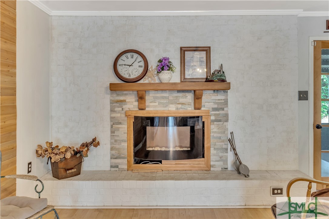 402 North Ash Street Springfield, GA 31329 - Photo 10 of 43 Fireplace