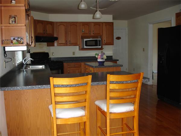 19 Redgate Road Dracut, MA 01826 - Photo 6 of 17 Gallery Image 6