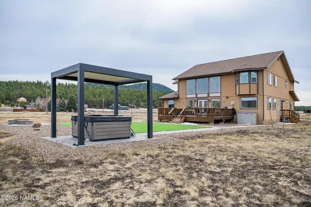 $1,225,000 | 8330 West Suzette Lane, Flagstaff, AZ 86001