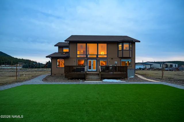 $1,225,000 | 8330 West Suzette Lane, Flagstaff, AZ 86001