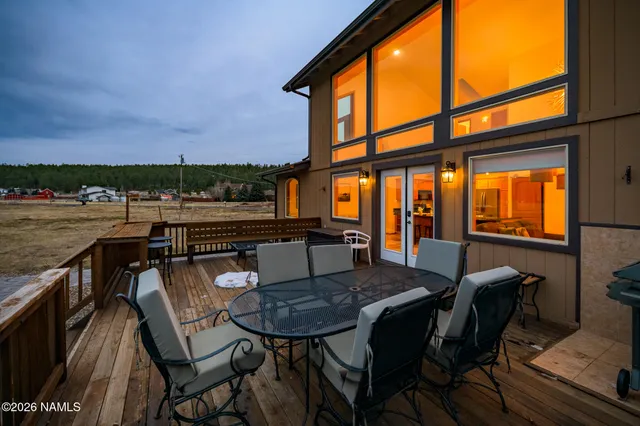 $1,225,000 | 8330 West Suzette Lane, Flagstaff, AZ 86001