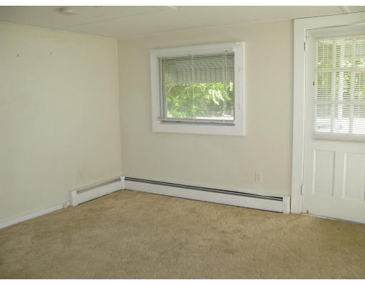 265 Long Highway Little Compton, RI 02837 - Photo 16 of 17 Gallery Image 16